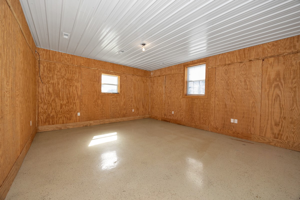 167 Henry Bayless Road Ardmore, TN 38449 - Photo 2 of 30 an empty room with windows