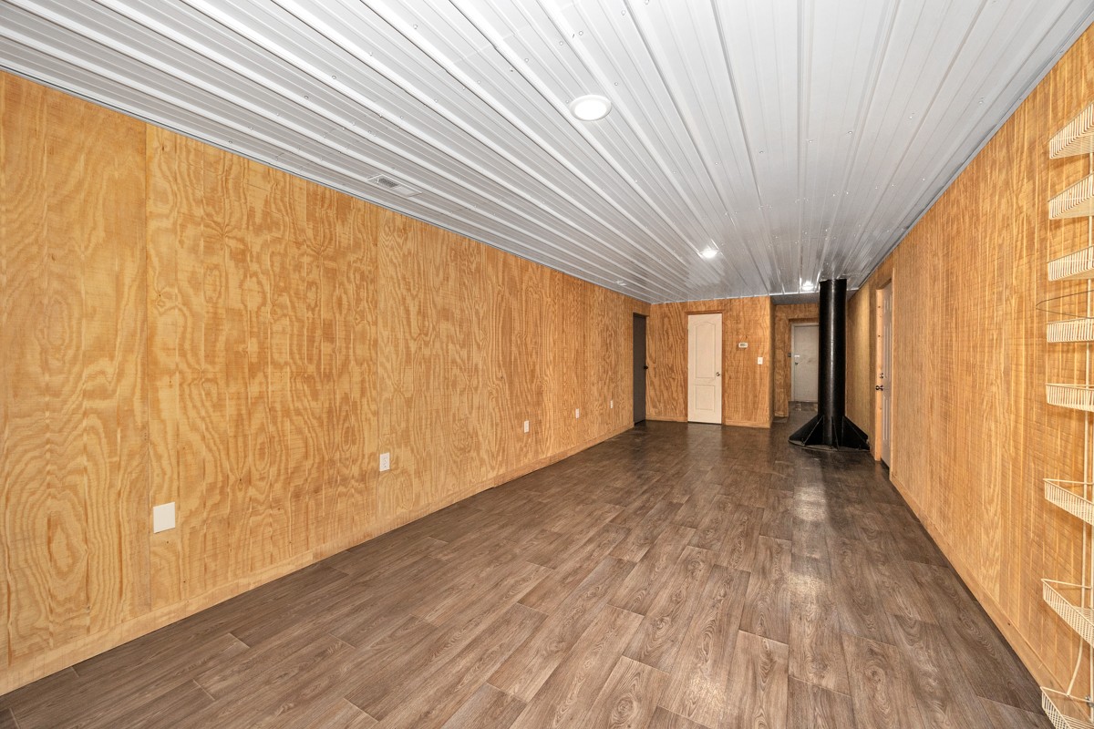167 Henry Bayless Road Ardmore, TN 38449 - Photo 6 of 30 a view of entryway with wooden floor