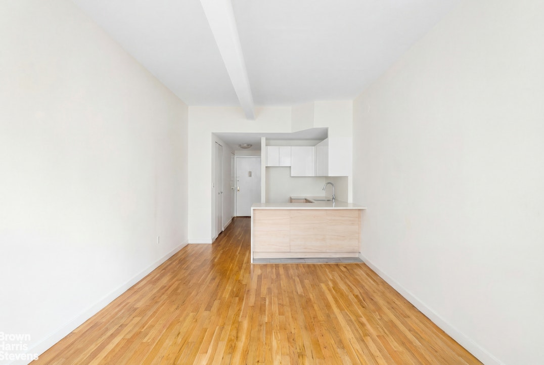 9 Barrow Street, Unit 2J Manhattan, NY 10014 - Photo 9 of 16