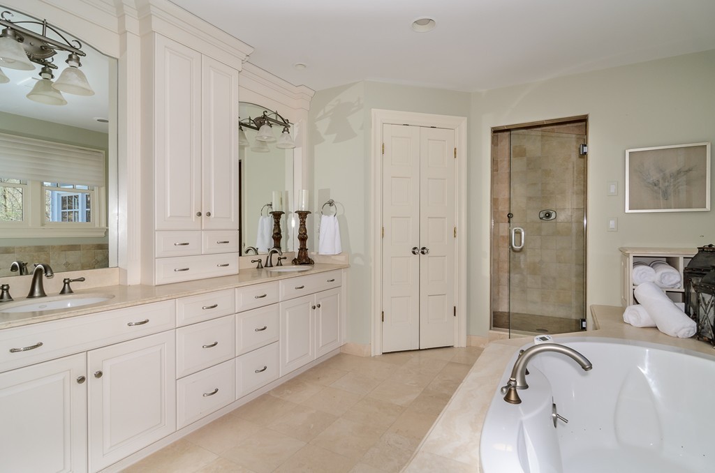 112 Lincoln Road Wayland, MA 01778 - Photo 18 of 28 Gallery Image 18