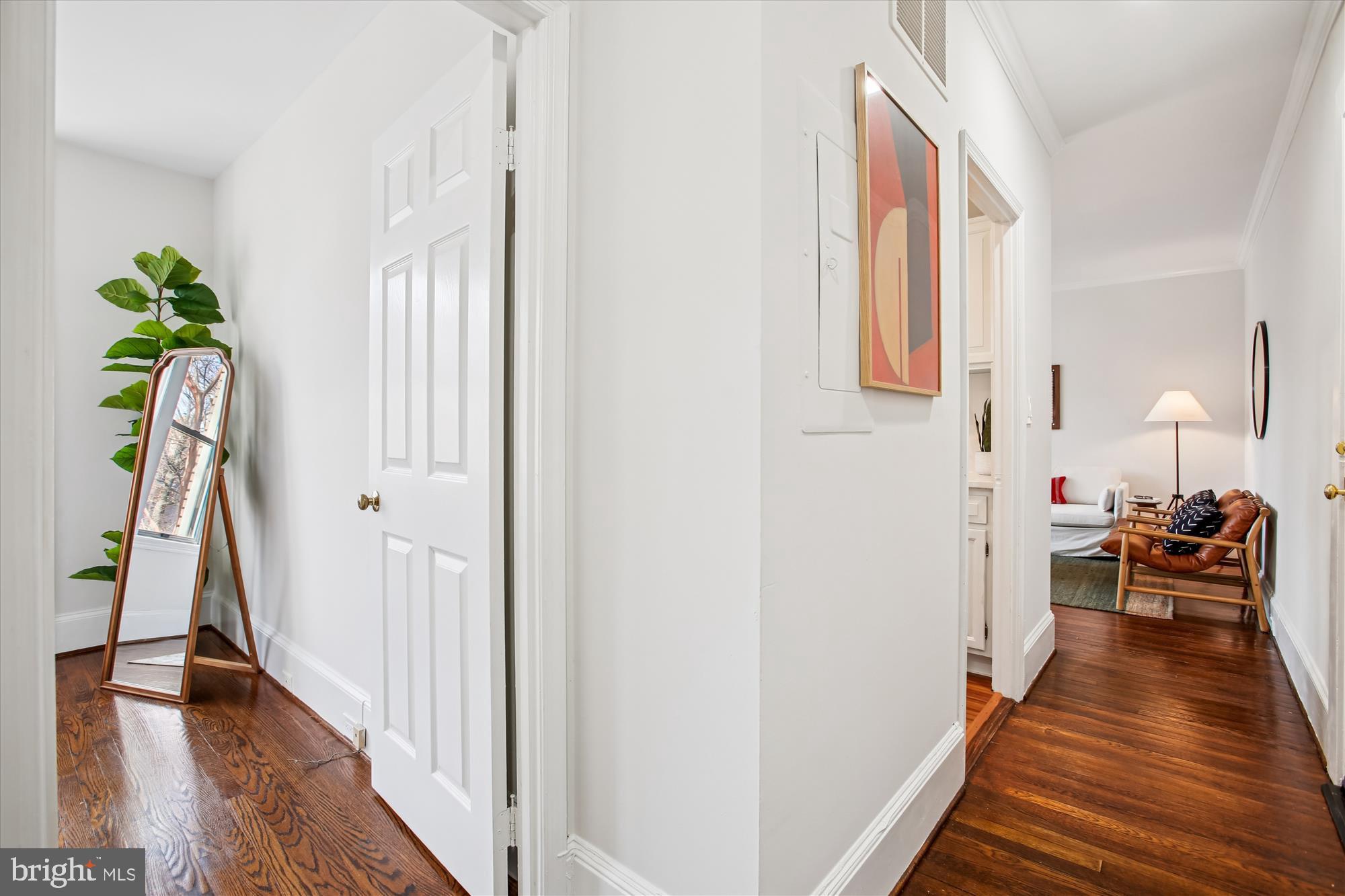 2129 Florida Avenue Northwest, Unit 101 Washington, DC 20008 - Photo 23 of 40 Bright and inviting entryway with charm.