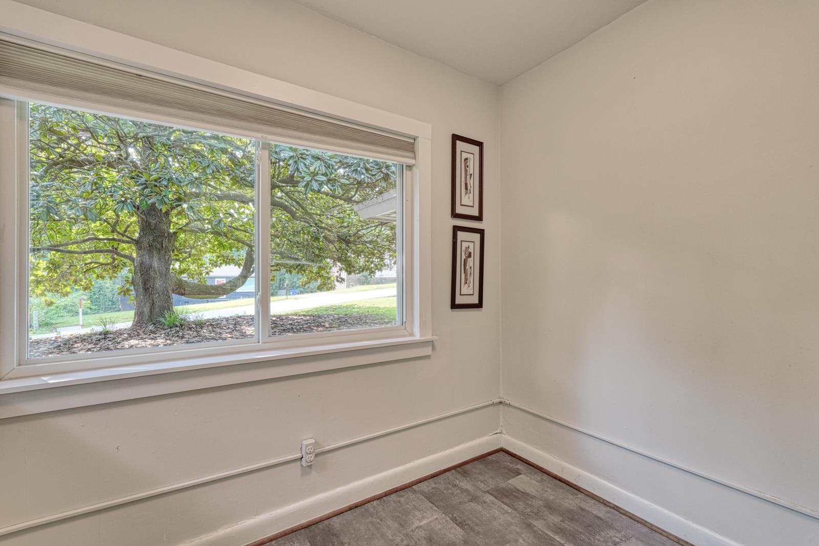 724 Ridgedale Drive Spartanburg, SC 29306 - Photo 7 of 36 Gallery Image 7