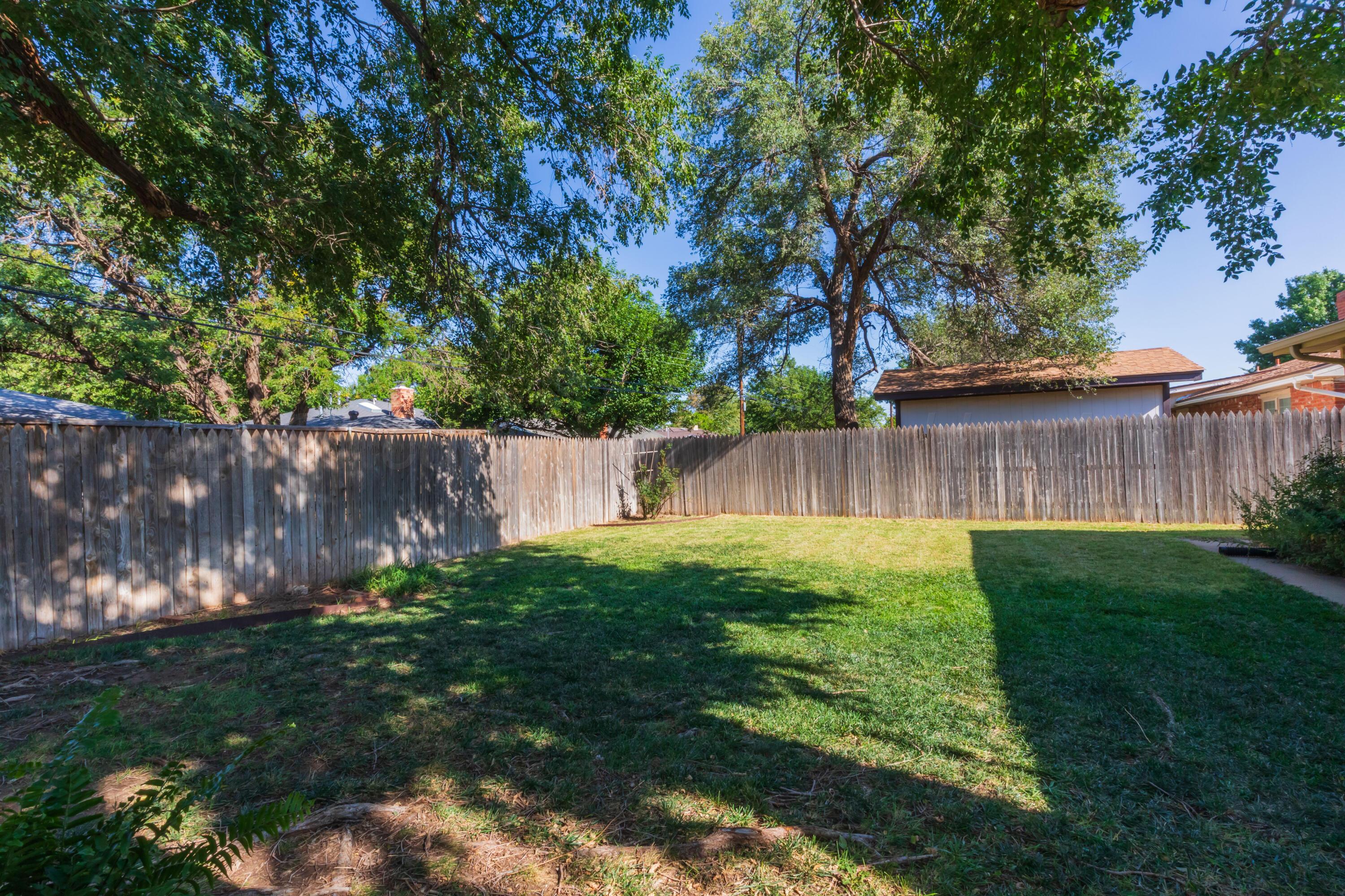 3714 Kingston Road Amarillo, TX 79109 - Photo 42 of 42 BACKYARD VIEW 3