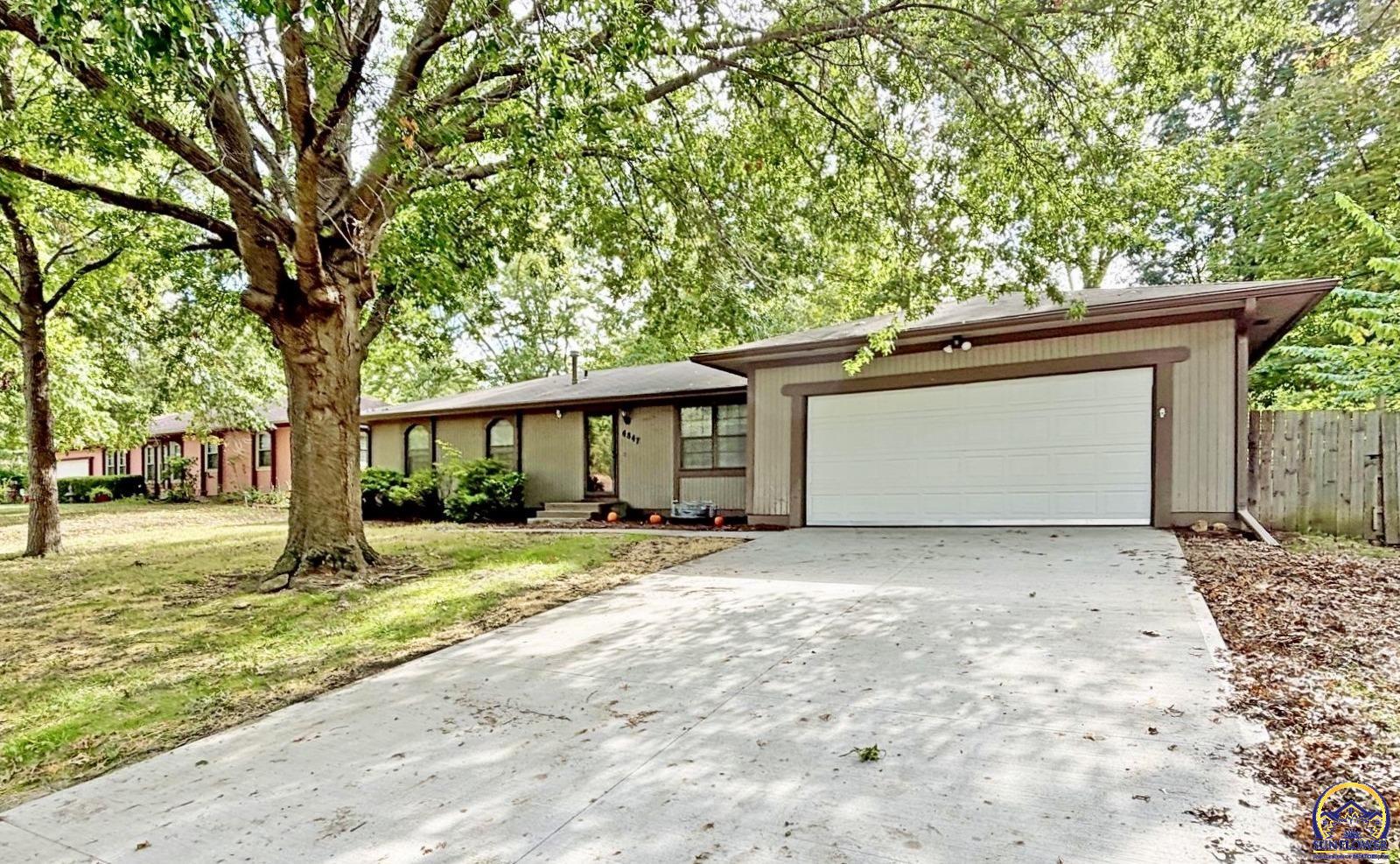 4847 Southwest Cochise Avenue Topeka, KS 66614 - Photo 1 of 1