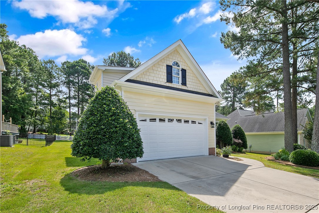 196 Leaning Pine Circle Spring Lake, NC 28390 - Photo 2 of 43