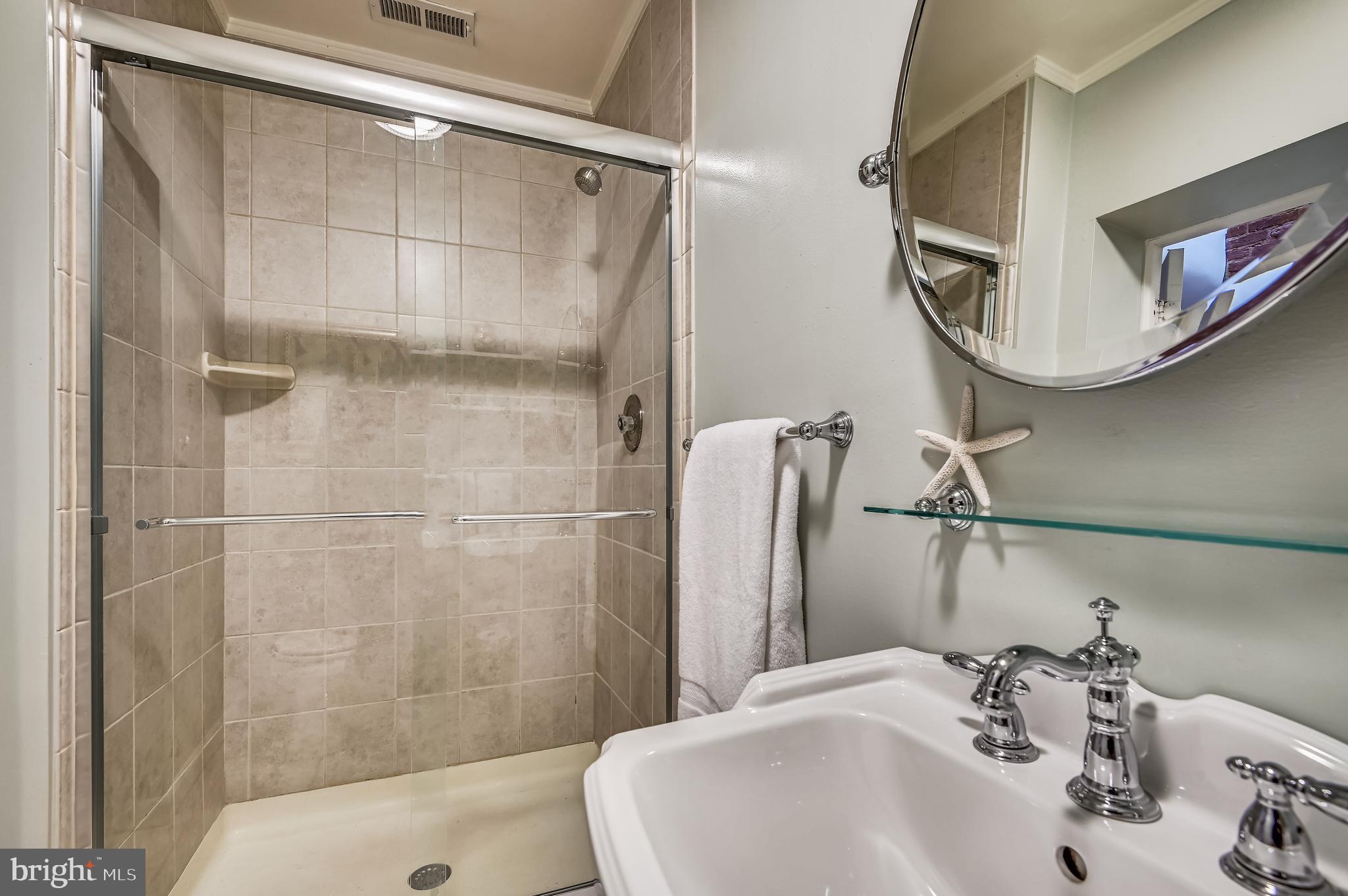 1143 Riverside Avenue Baltimore, MD 21230 - Photo 38 of 76 Full Bathroom on 2nd Level