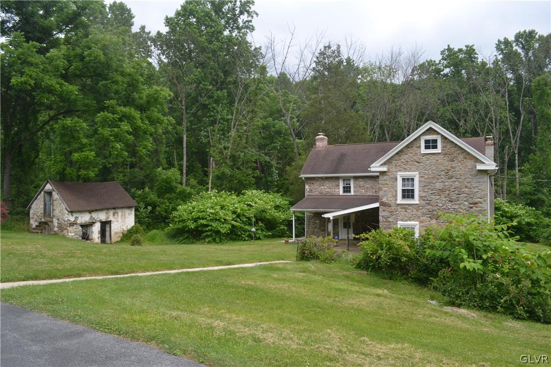 233 Longview Road Boyertown, PA 19512 - Photo 1 of 49 233 Longview Dr Front