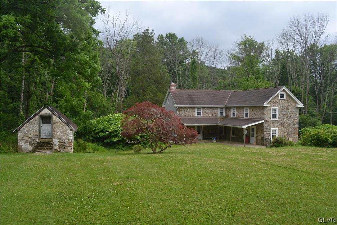 233 Longview Road Boyertown, PA 19512 - Photo 3 of 49 233 Longview Dr Front