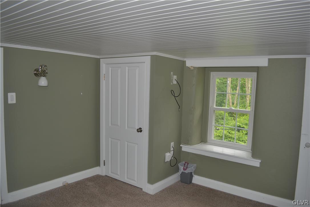 233 Longview Road Boyertown, PA 19512 - Photo 43 of 49 Den
