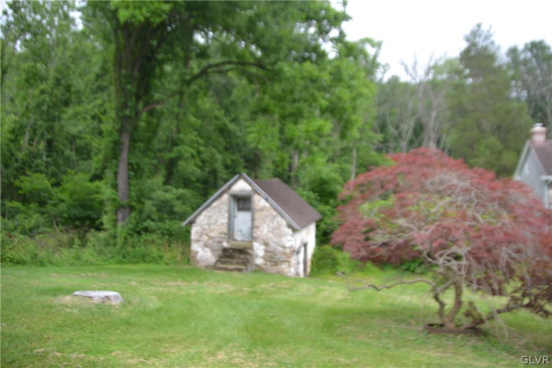 233 Longview Road Boyertown, PA 19512 - Photo 9 of 49 Outbuilding