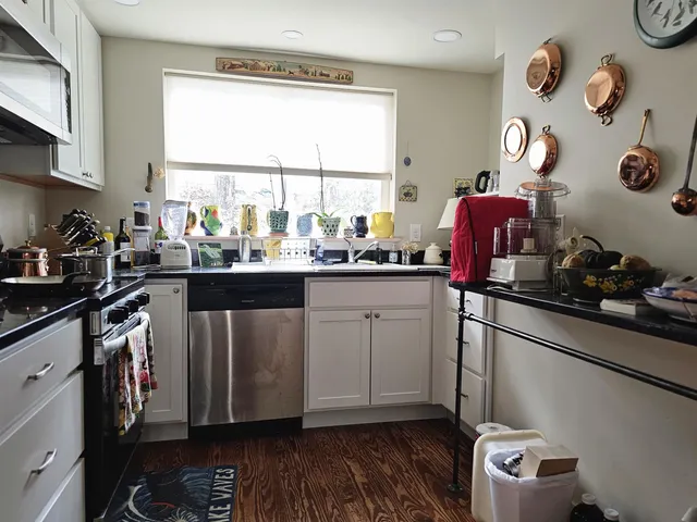 $750,000 | 18 Pine Street, Peterborough, NH 03458