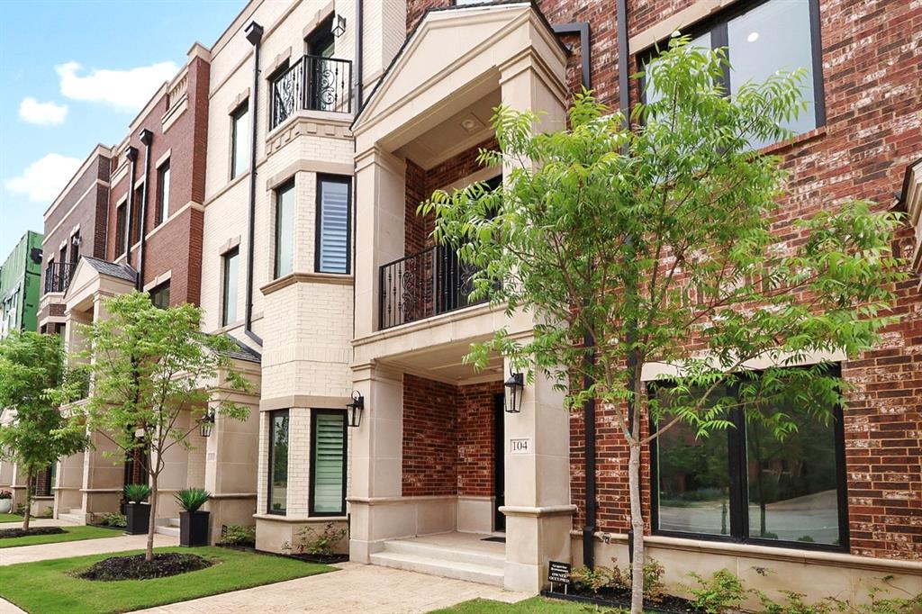 218 East Dallas Road, Unit 104 Grapevine, TX 76051 - Photo 2 of 40
