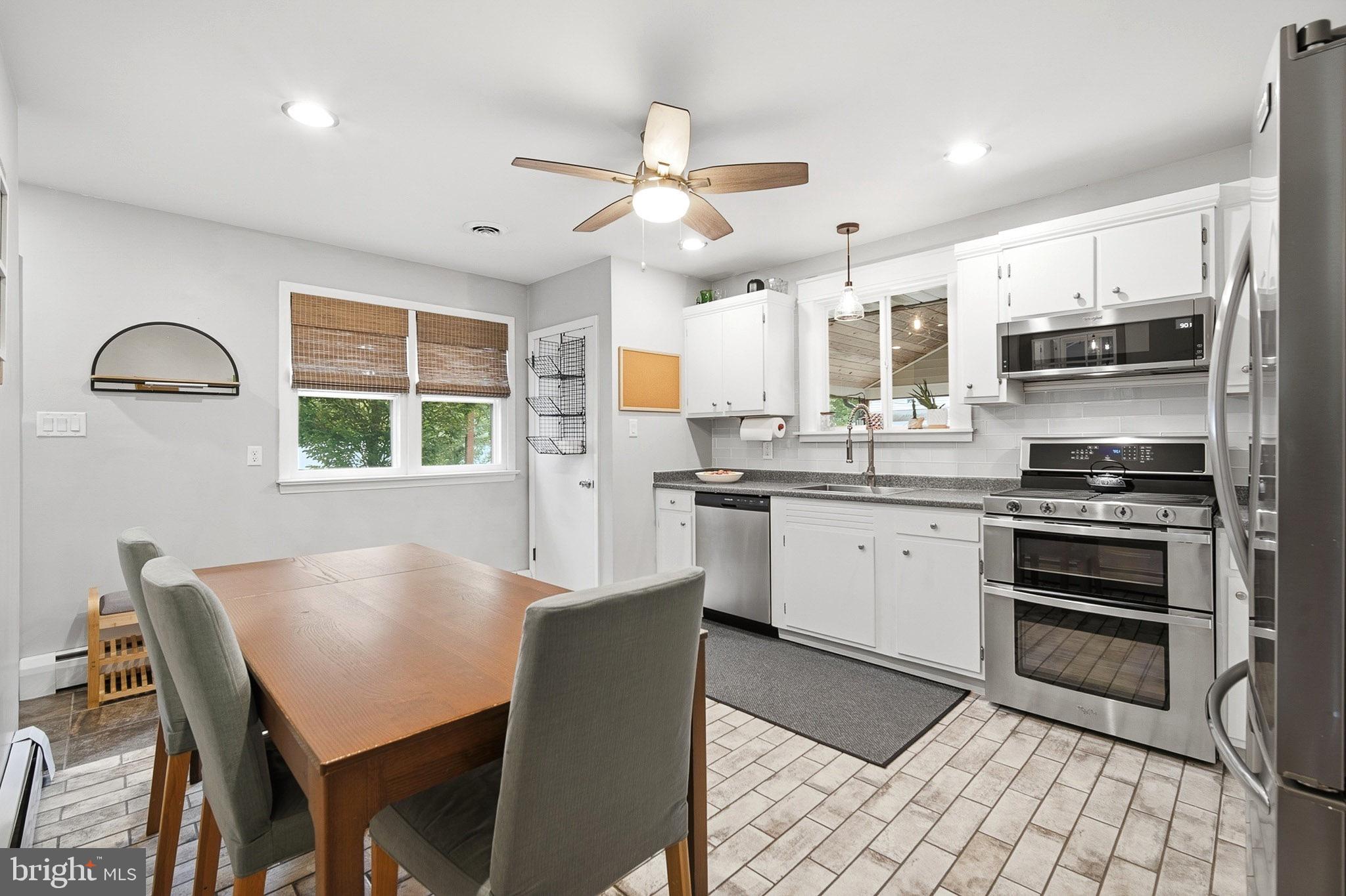 1269 Tanyard Road Sewell, NJ 08080 - Photo 21 of 38