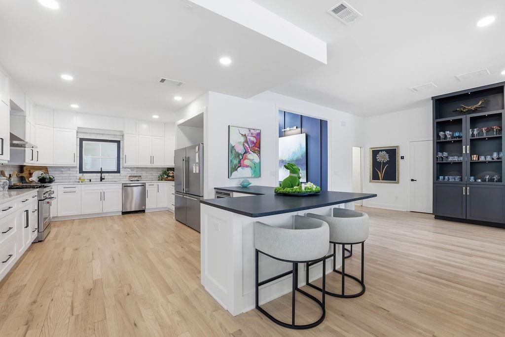 6093 Shadburn Ferry Road Buford, GA 30518 - Photo 17 of 55