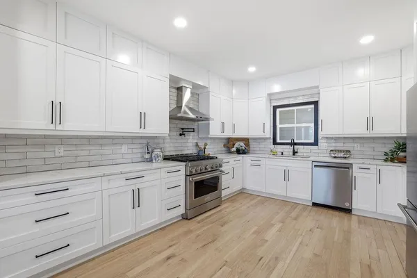 $3,200,000 | 6093 Shadburn Ferry Road, Buford, GA 30518