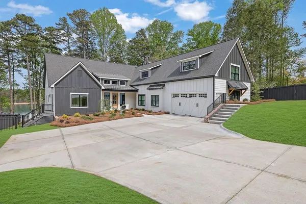 $3,200,000 | 6093 Shadburn Ferry Road, Buford, GA 30518
