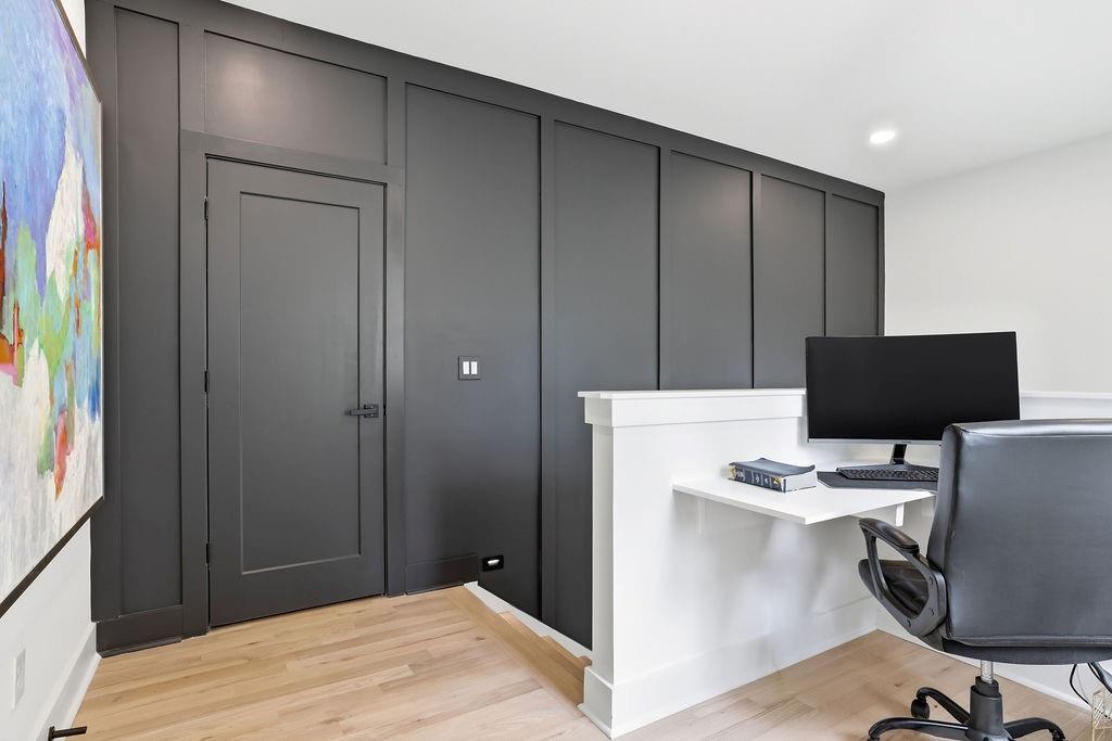 6093 Shadburn Ferry Road Buford, GA 30518 - Photo 22 of 55