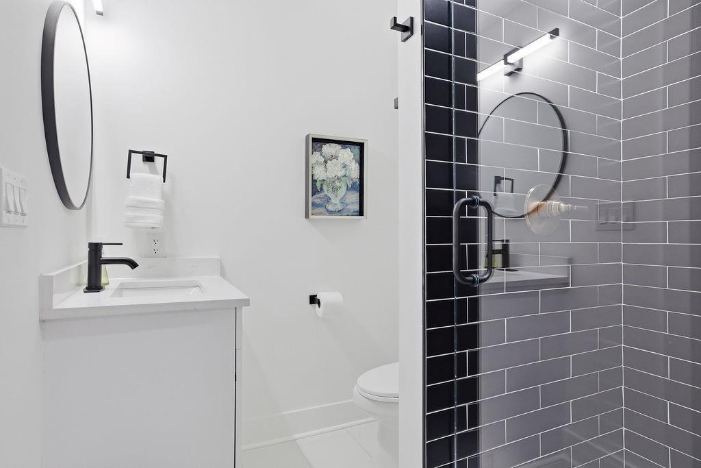 6093 Shadburn Ferry Road Buford, GA 30518 - Photo 32 of 55