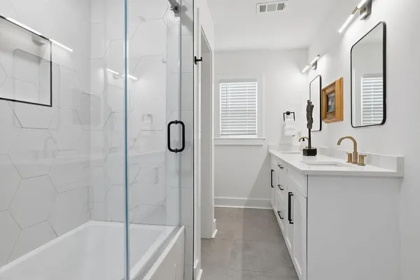 $3,200,000 | 6093 Shadburn Ferry Road, Buford, GA 30518