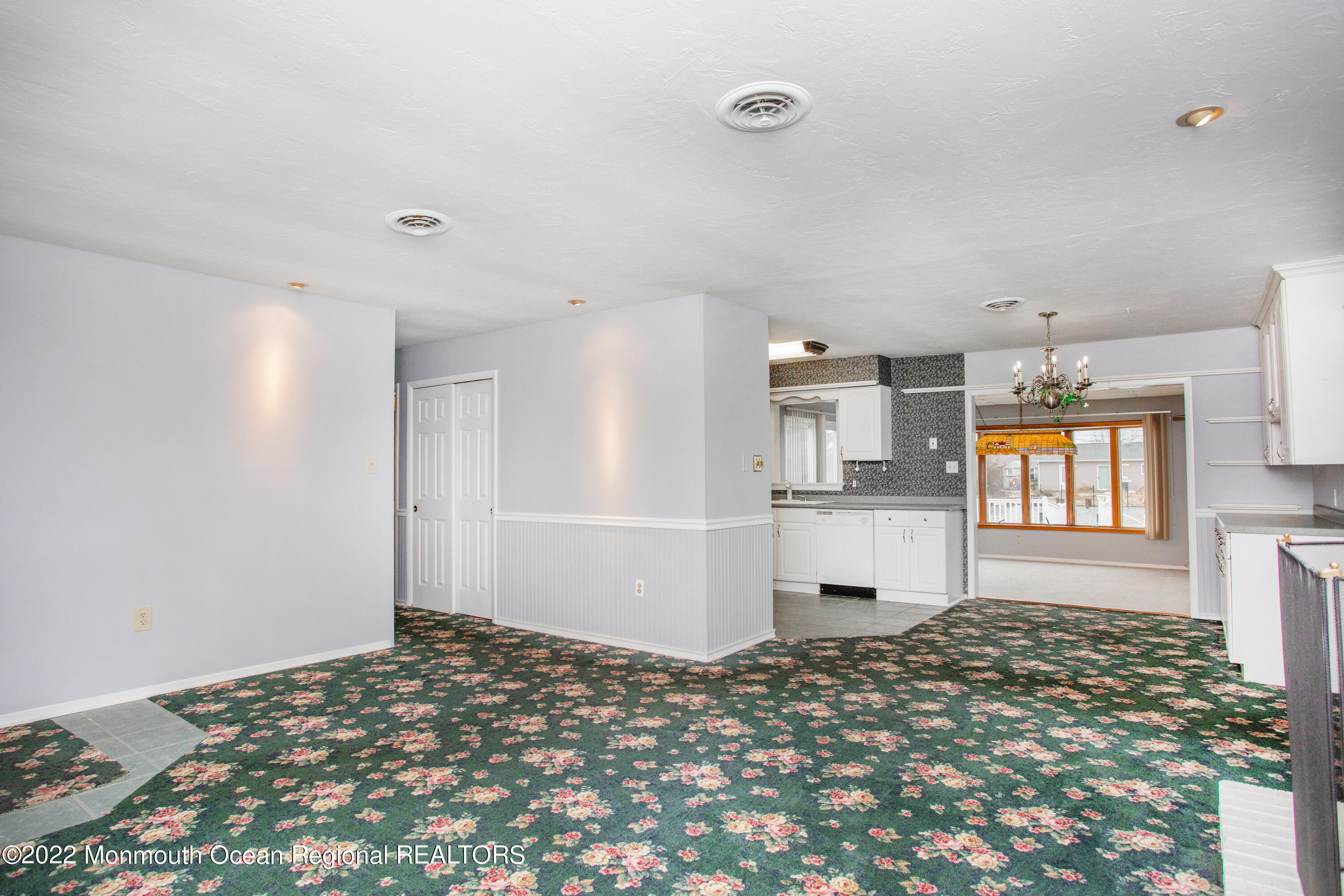 208 Rahway Road Barnegat, NJ 08005 - Photo 8 of 25 8
