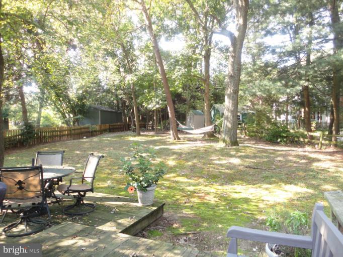 19 Severndale Road Severna Park, MD 21146 - Photo 5 of 20 Exterior (Rear)