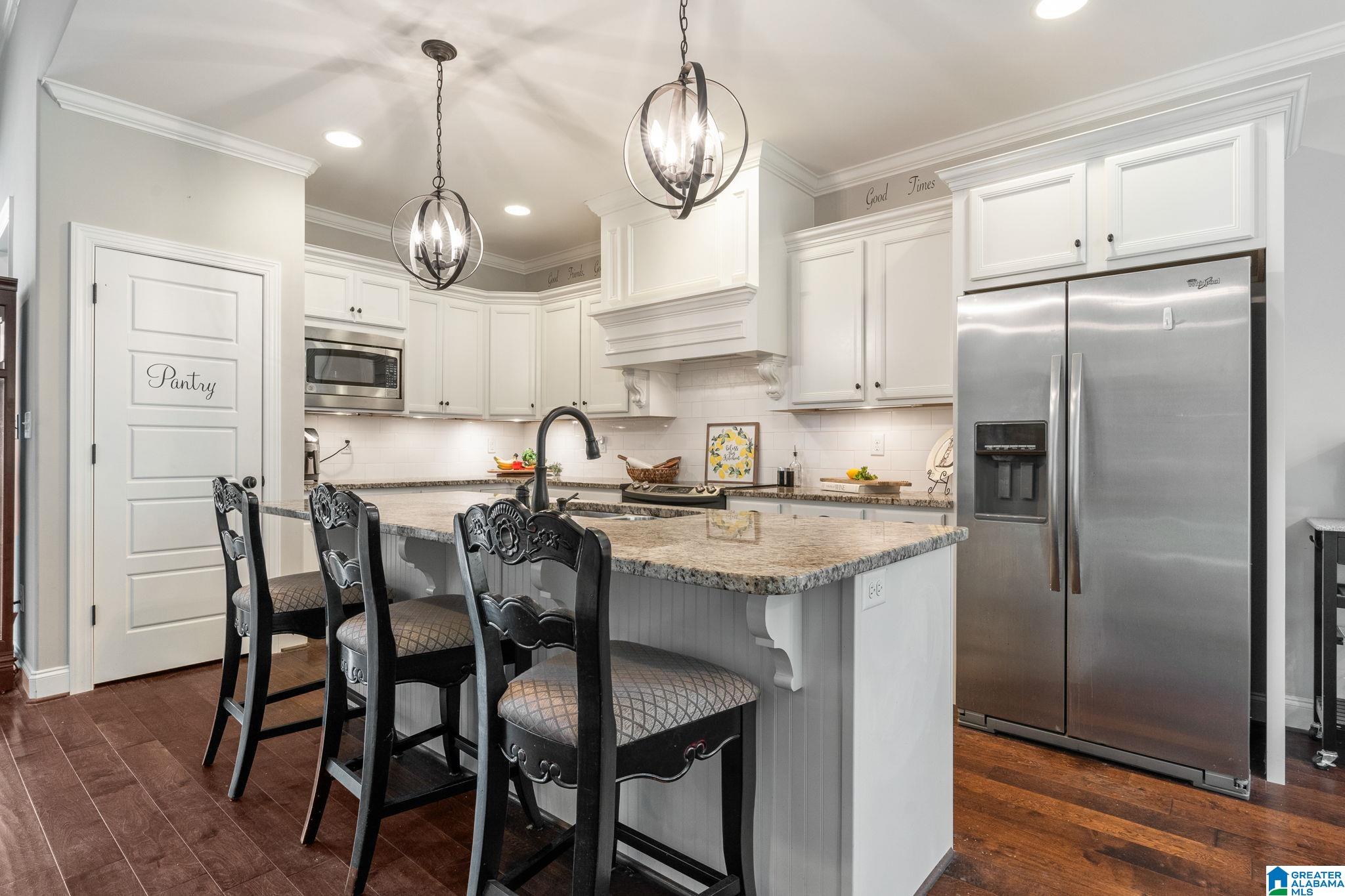 302 Dunrobin Circle Pelham, AL 35124 - Photo 8 of 32