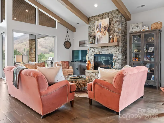 $1,000,000 | 9 Freshwater Cove, Unit 9, Maggie Valley, NC 28751