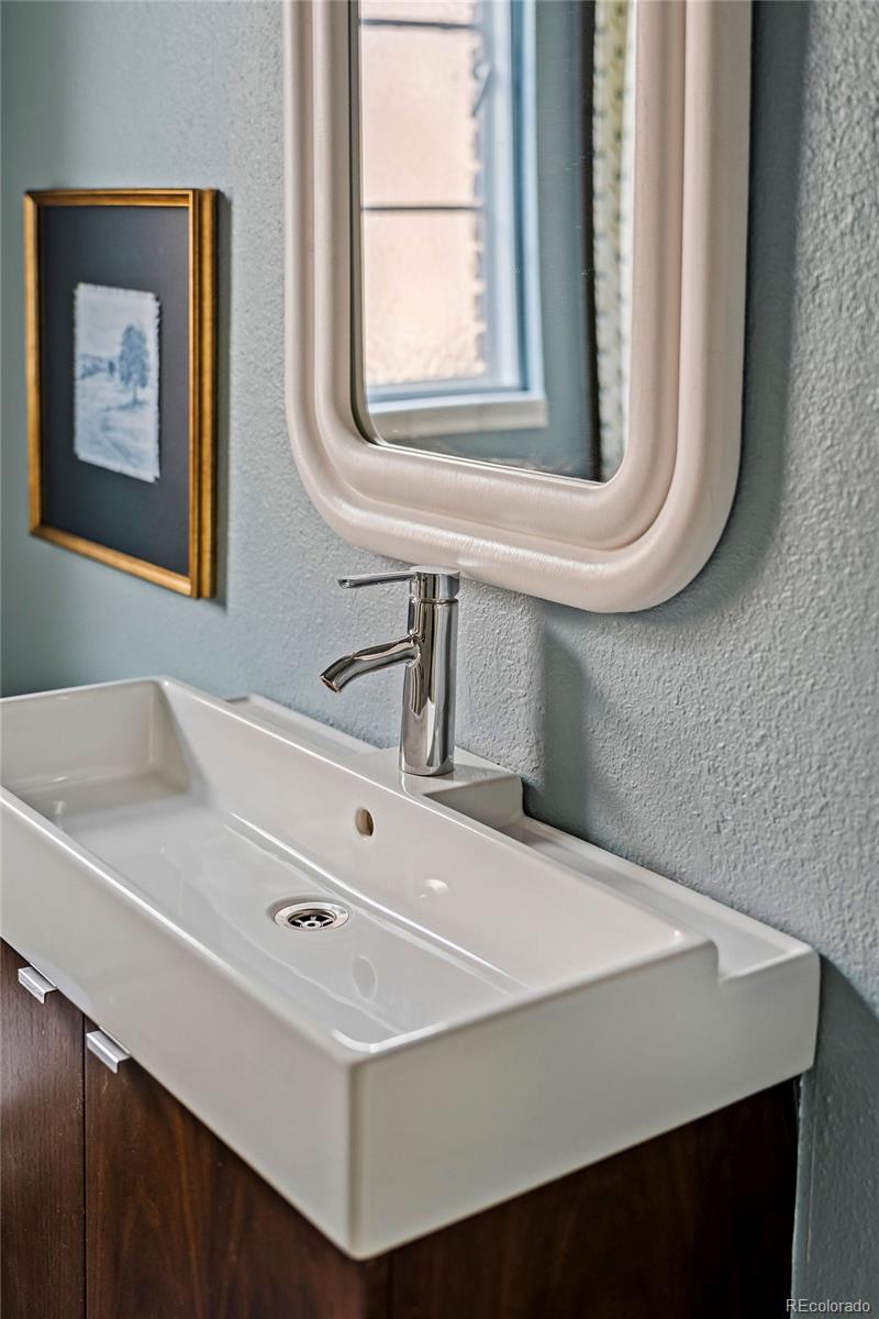 910 South Euclid Way Denver, CO 80209 - Photo 25 of 35