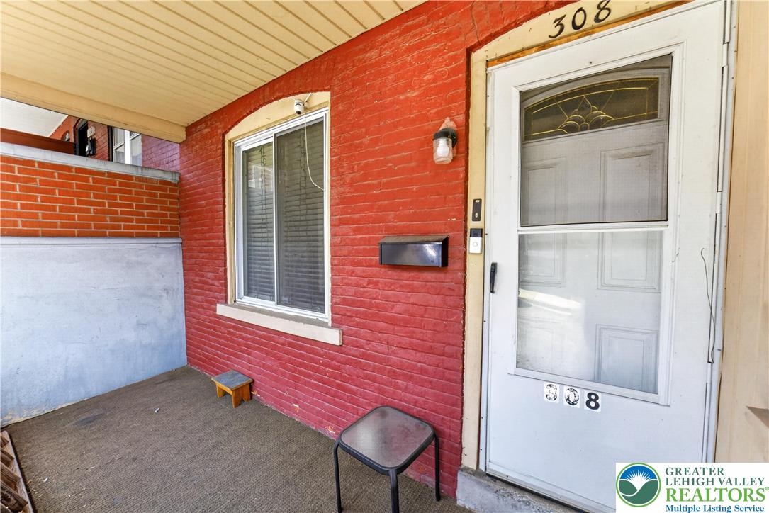 308 State Street Bethlehem, PA 18015 - Photo 4 of 30 a view of an entryway of house