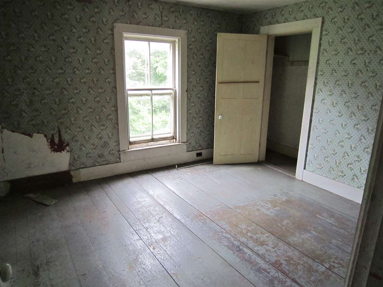 593 Saxtons River Road Rockingham, VT 05101 - Photo 11 of 16