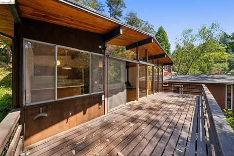 $699,000 | 6725 Moore Drive, Oakland, CA 94611