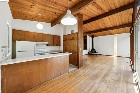 $699,000 | 6725 Moore Drive, Oakland, CA 94611