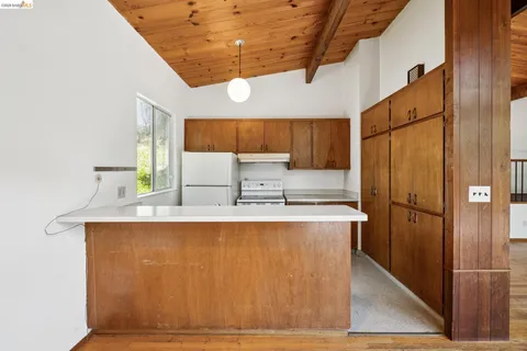 $699,000 | 6725 Moore Drive, Oakland, CA 94611