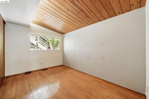 $699,000 | 6725 Moore Drive, Oakland, CA 94611