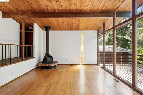 $699,000 | 6725 Moore Drive, Oakland, CA 94611