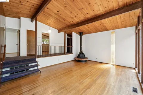 $699,000 | 6725 Moore Drive, Oakland, CA 94611