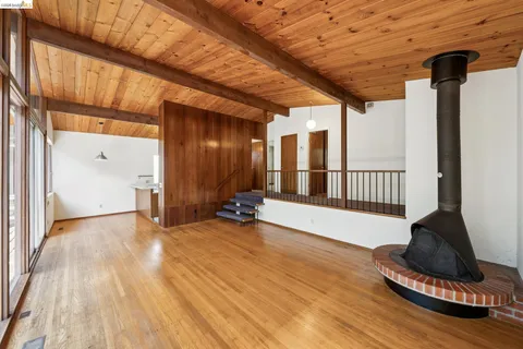 $699,000 | 6725 Moore Drive, Oakland, CA 94611