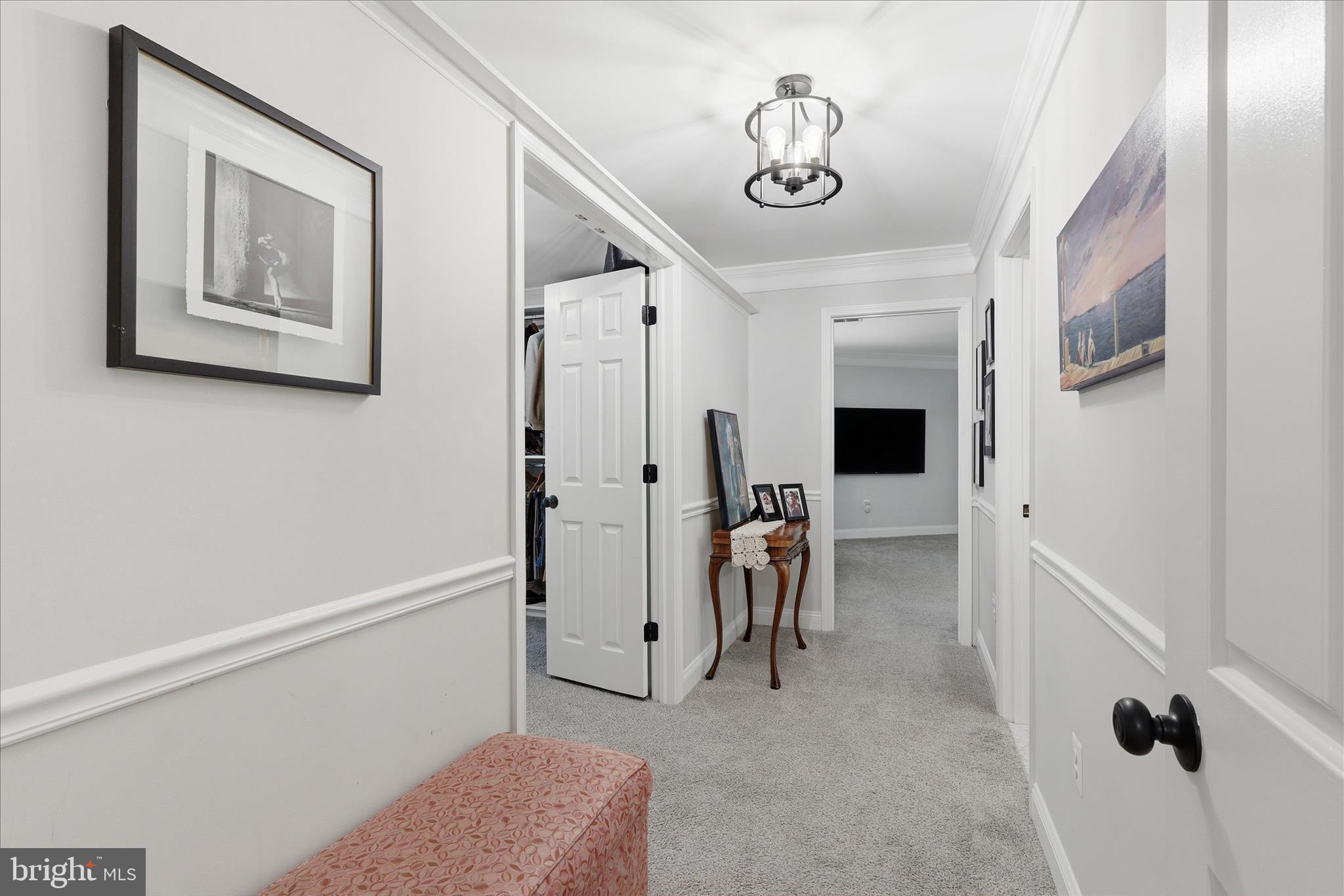 7514 Evans Ford Road Clifton, VA 20124 - Photo 28 of 86 Primary Bedroom Entryway