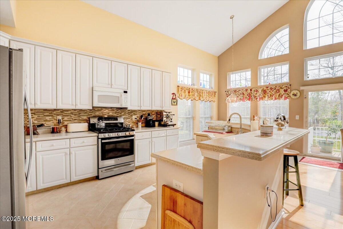 14 Congressional Road Jackson, NJ 08527 - Photo 12 of 51 12-Kitchen