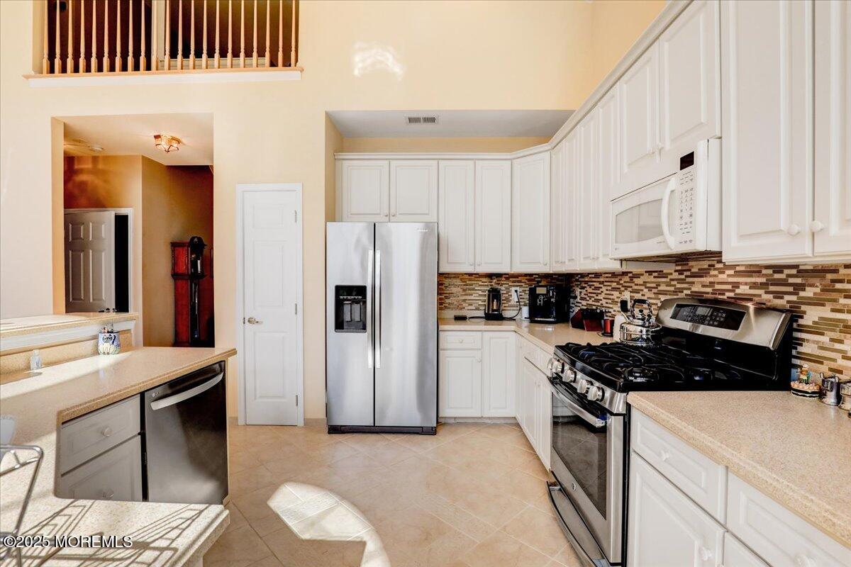 14 Congressional Road Jackson, NJ 08527 - Photo 13 of 51 13-Kitchen