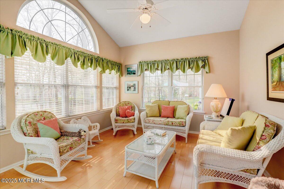 14 Congressional Road Jackson, NJ 08527 - Photo 16 of 51 16-Sun Room