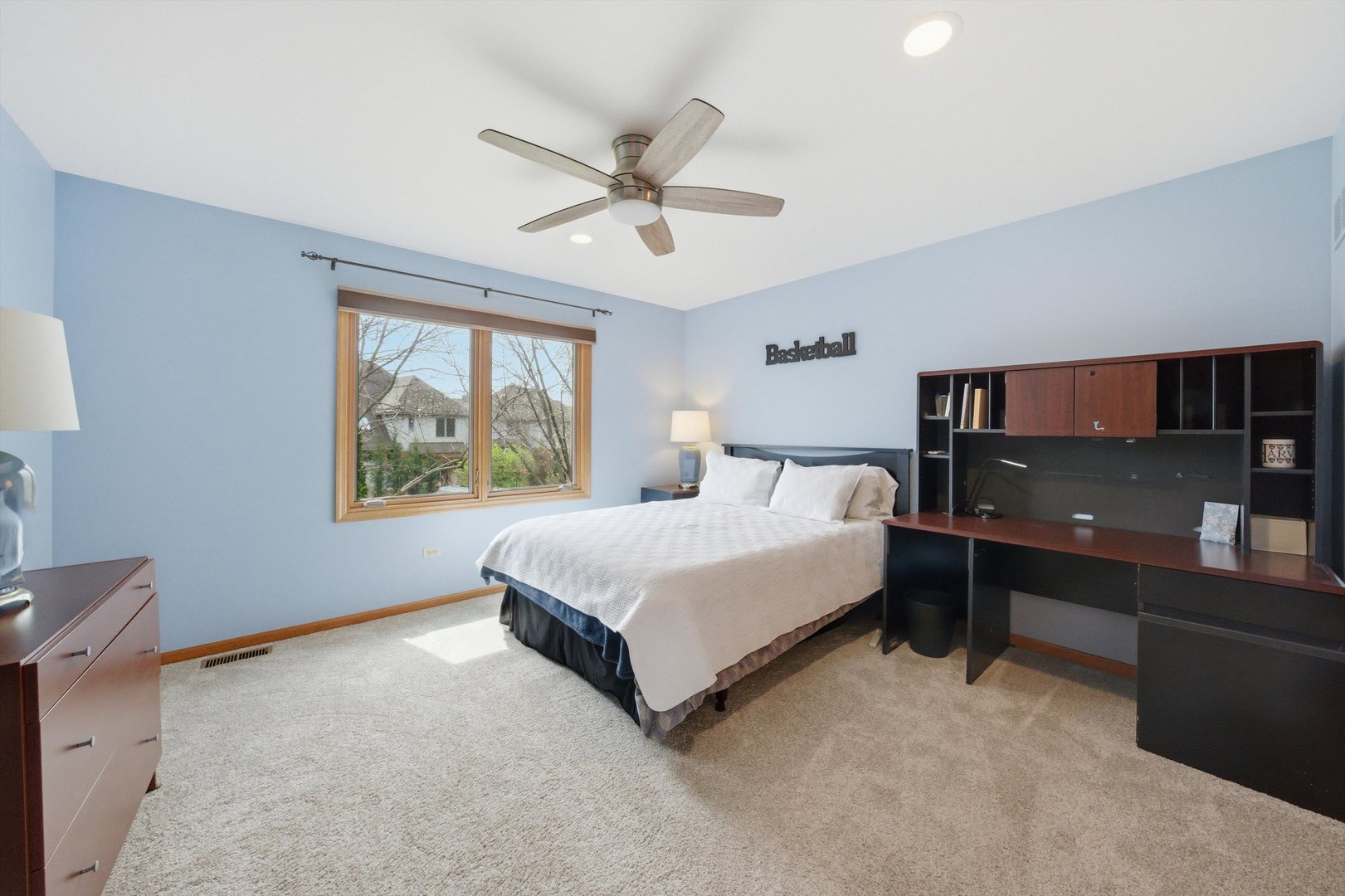 18 Newgate Avenue Naperville, IL 60565 - Photo 18 of 29 a spacious bedroom with a bed and window