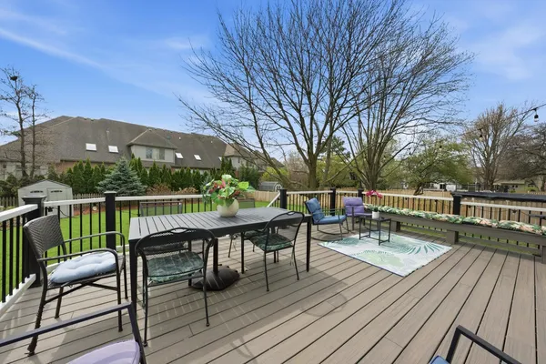 $760,000 | 18 Newgate Avenue, Naperville, IL 60565