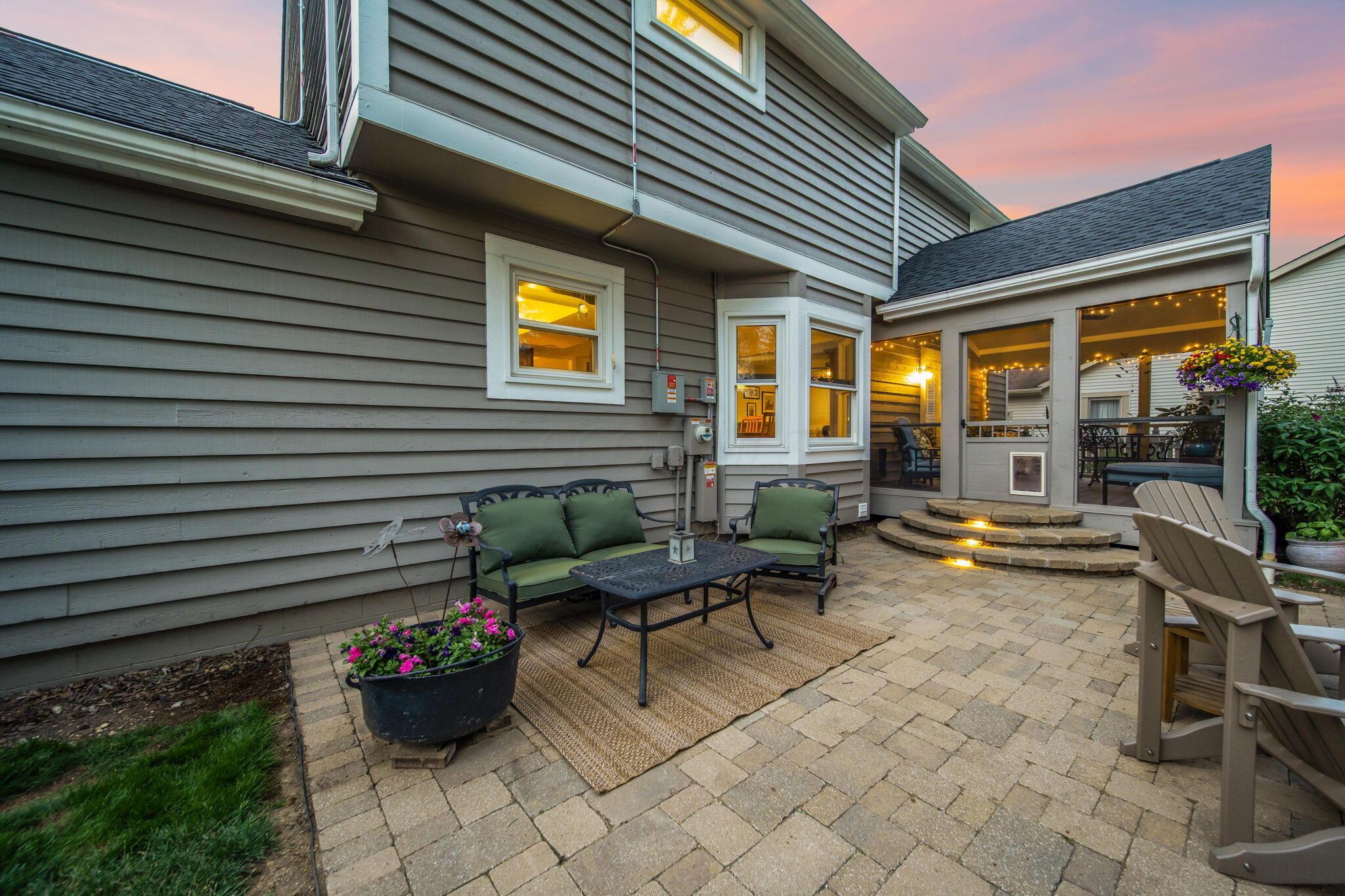 3377 River Narrows Road Hilliard, OH 43026 - Photo 77 of 94 Backyard - Evening Images