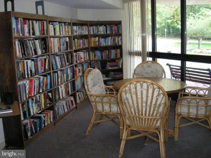 1951 Sagewood Lane, Unit 421 Reston, VA 20191 - Photo 13 of 22 Community Library for all to share!!