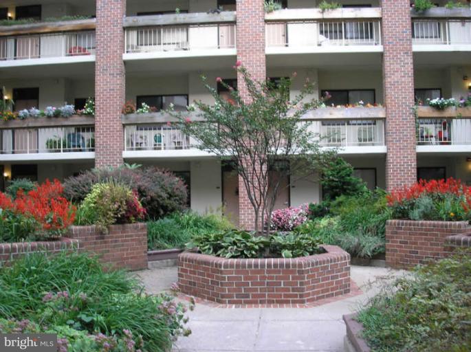 1951 Sagewood Lane, Unit 421 Reston, VA 20191 - Photo 17 of 22 Beautifully landscaped award winning courtyard