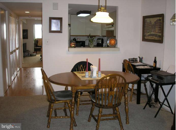 1951 Sagewood Lane, Unit 421 Reston, VA 20191 - Photo 4 of 22 Dining area