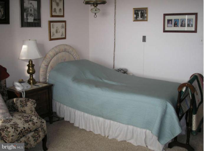 1951 Sagewood Lane, Unit 421 Reston, VA 20191 - Photo 8 of 22 Lovely Master Bedroom