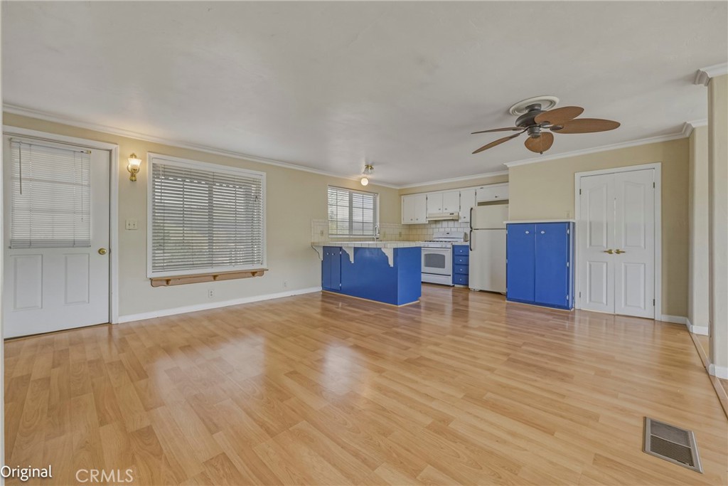 9810 Boat Club Snelling, CA 95369 - Photo 20 of 51 a view of empty room with wooden floor and window