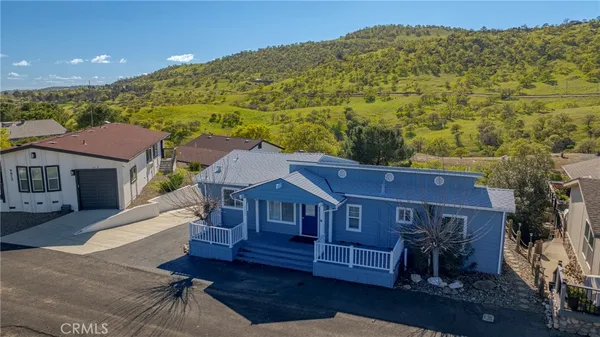 a view of a house with a outdoor space